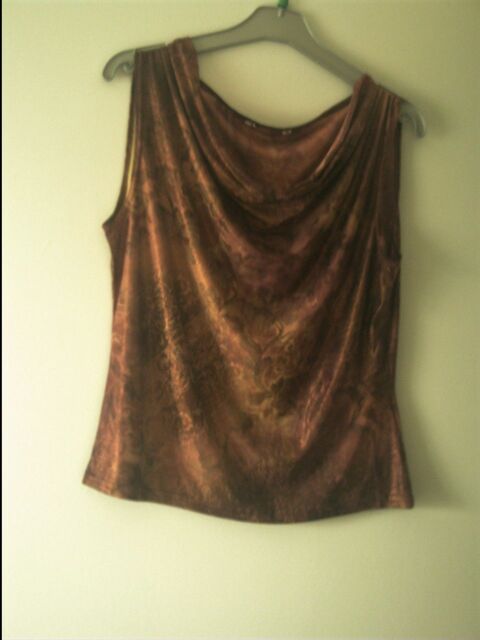 Tee-Shirt / Top 3 Éloyes (88)