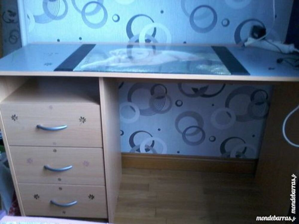 Bureau 3 tiroirs Meubles