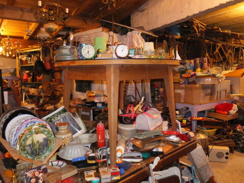 Lot pour vide-grenier 1 Saint-Sève (33)