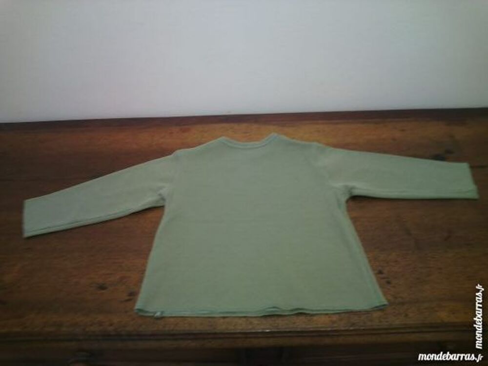 T-shirt r&eacute;versible kaki OKA&Iuml;DI 5 ans - TBE Vêtements enfants
