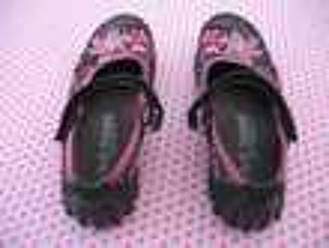 Chaussures marque NO NAME T37 en bon &eacute;tat Chaussures