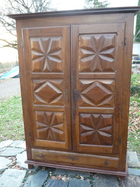 Armoire Louis XIII/art populaire/limandou 850 Castres (81)