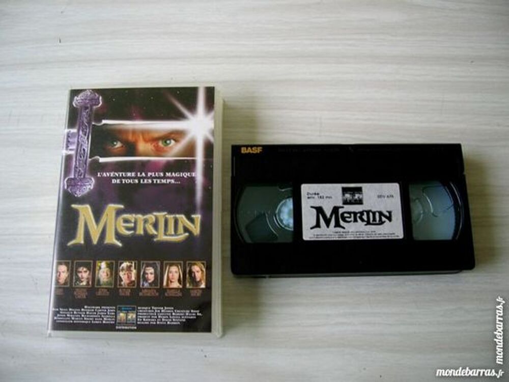 K7 VHS MERLIN - FILM FANTASTIQUE DVD et blu-ray