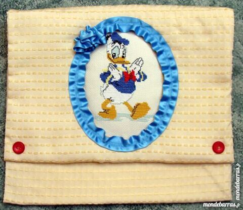 Artisanat : Cache pyjama point compté Donald- NEUF 20 Antony (92)