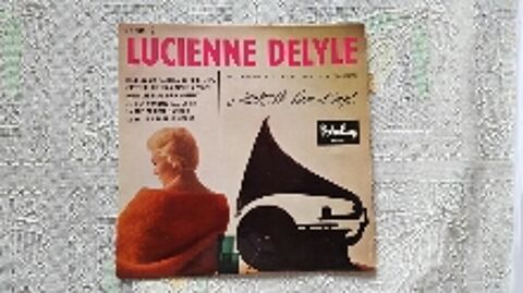 Vinyle 45t 5 Montreuil (93)