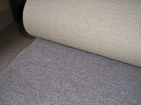 MOQUETTE 6 Avallon (89)