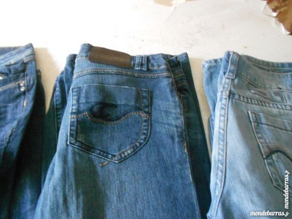 LOT DE JEANS POUR FEMMES Vêtements