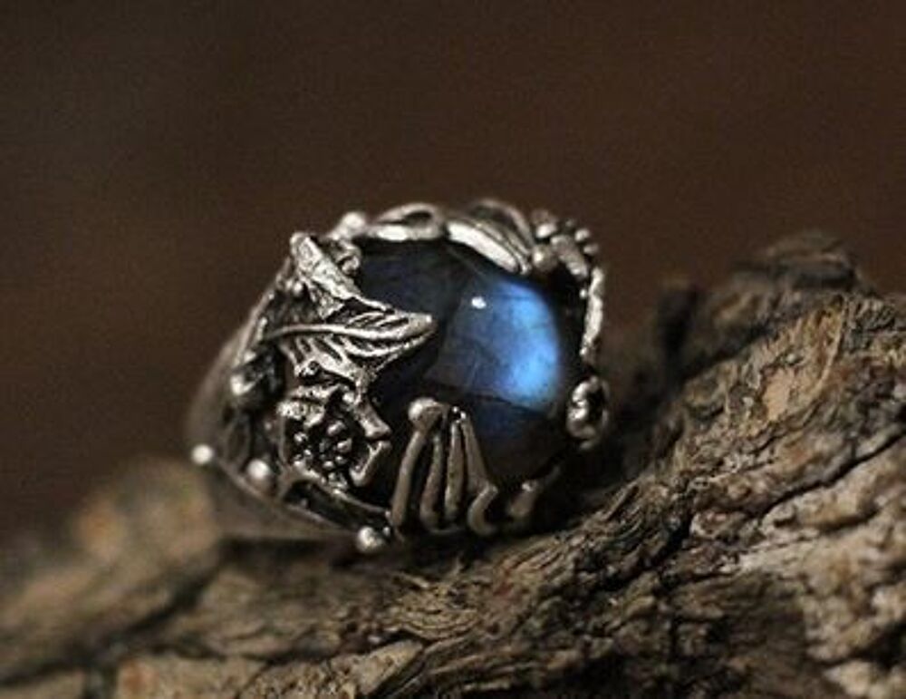Bague artisanale avec Labradorite Bijoux et montres