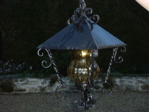 LANTERNE EN FER FORGE NOIRE 15 Vineuil-Saint-Firmin (60)