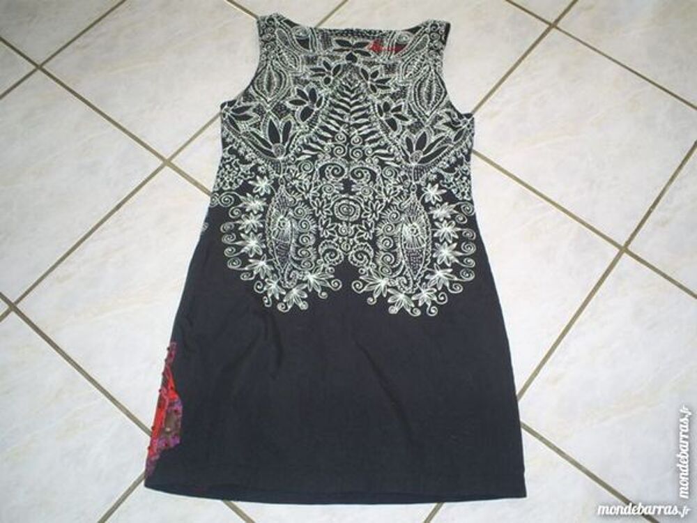 Robe DESIGUAL Taille 42 Vêtements