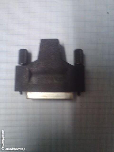 PRISES ELECTRIQUE MULTI BROCHES quipement bateaux 1 Frjus (83)