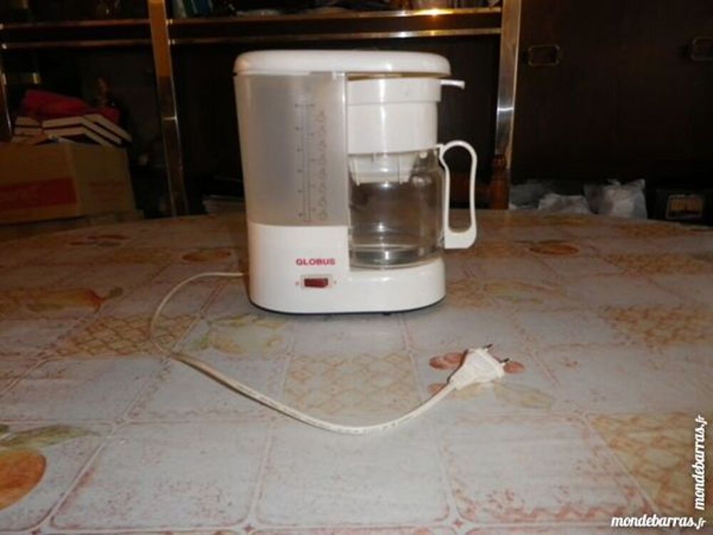 CAFETIERE FILTRE 12 TASSES Electroménager