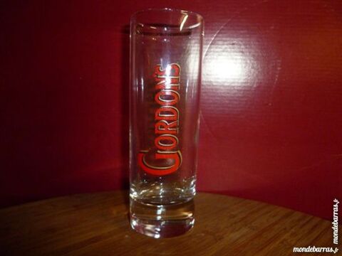 T33: 6 verres  gin GORDON'S logo rouge vertical 8 Vaural (95)