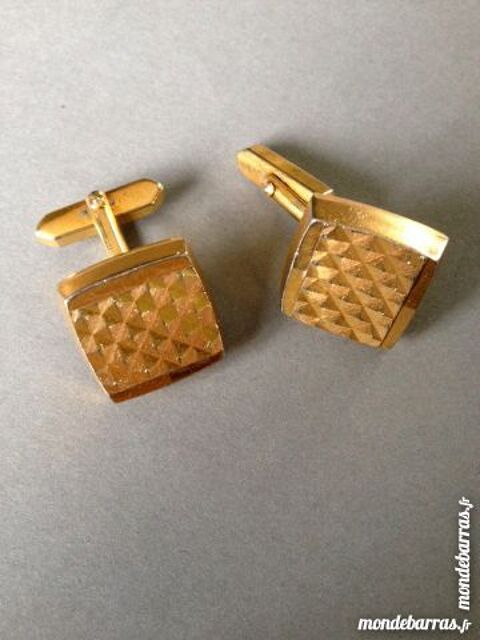 Boutons de manchettes 15 Nice (06)