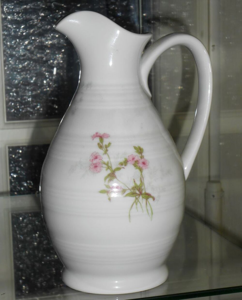 Carafe &agrave; eau vin Porcelaine de Limoges hauteur : 20cm Cuisine