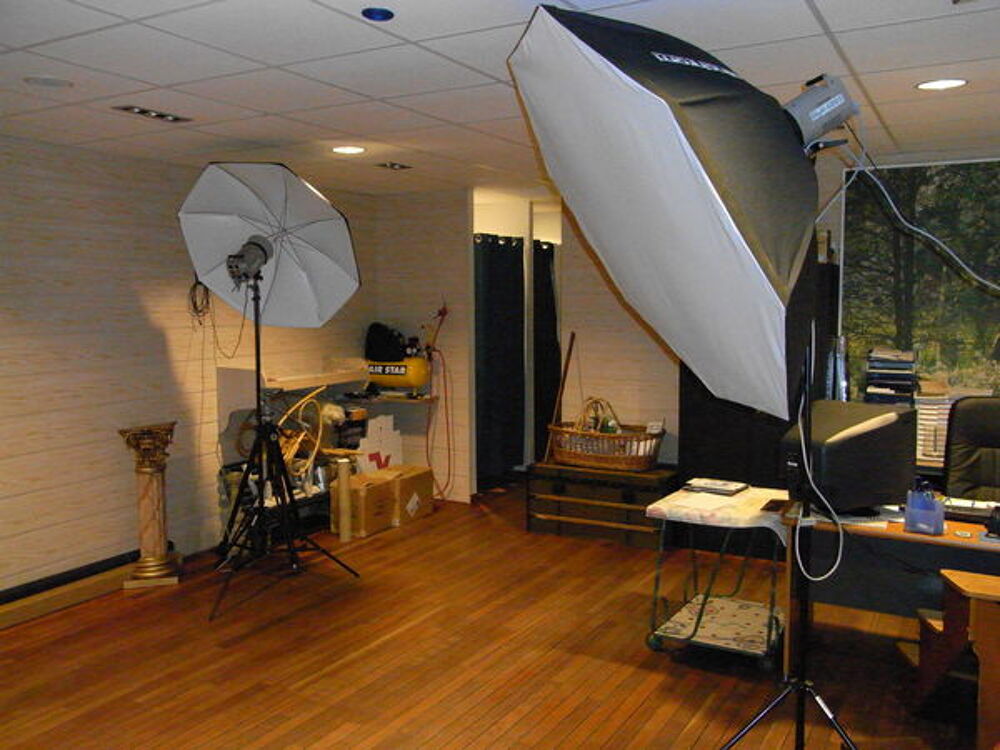 MATERIEL PROF ECLAIRAGE STUDIO PHOTO
2 STUDIOS Photos/Video/TV