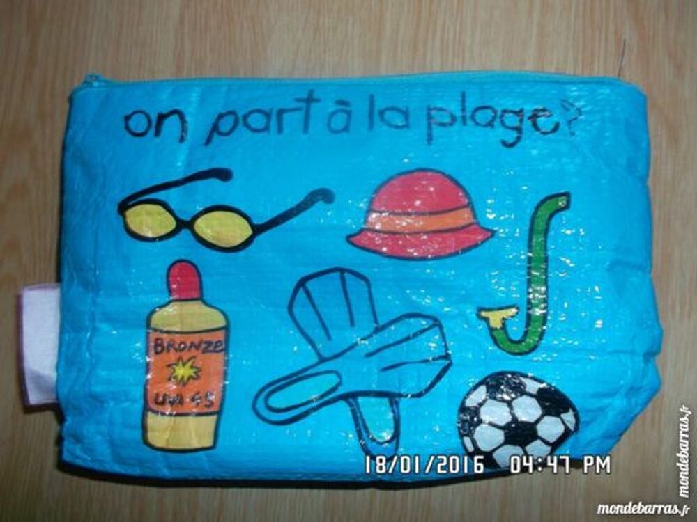 trousse ON PART A LA PLAGE Bijoux et montres