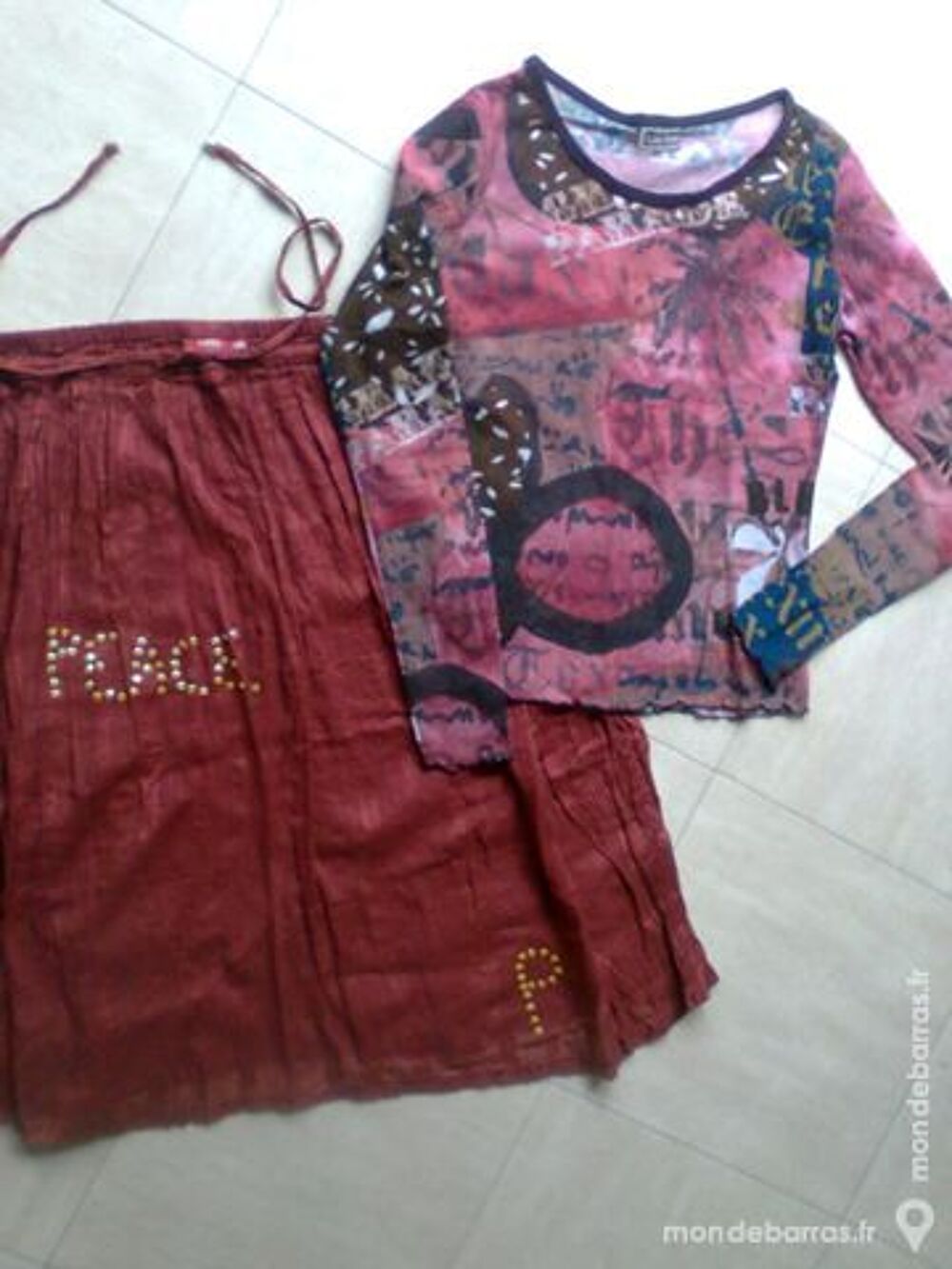 Jupe bordeaux et tee shirt - 34.36 - zoe Vêtements