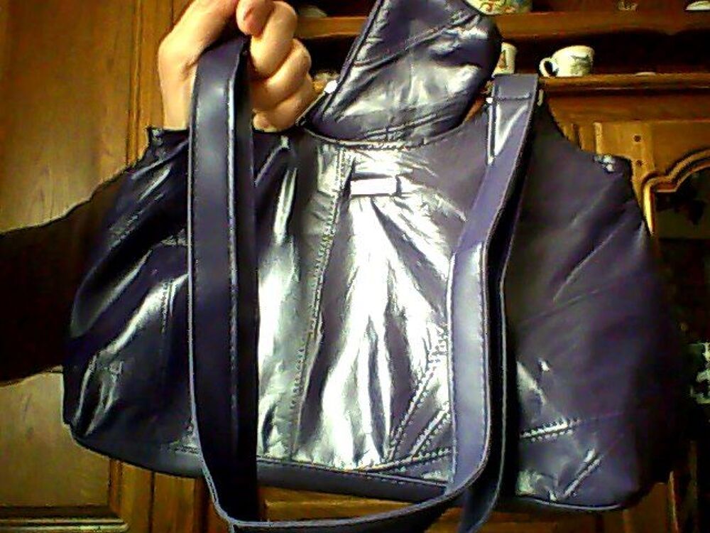 Sac &agrave; main violet Maroquinerie