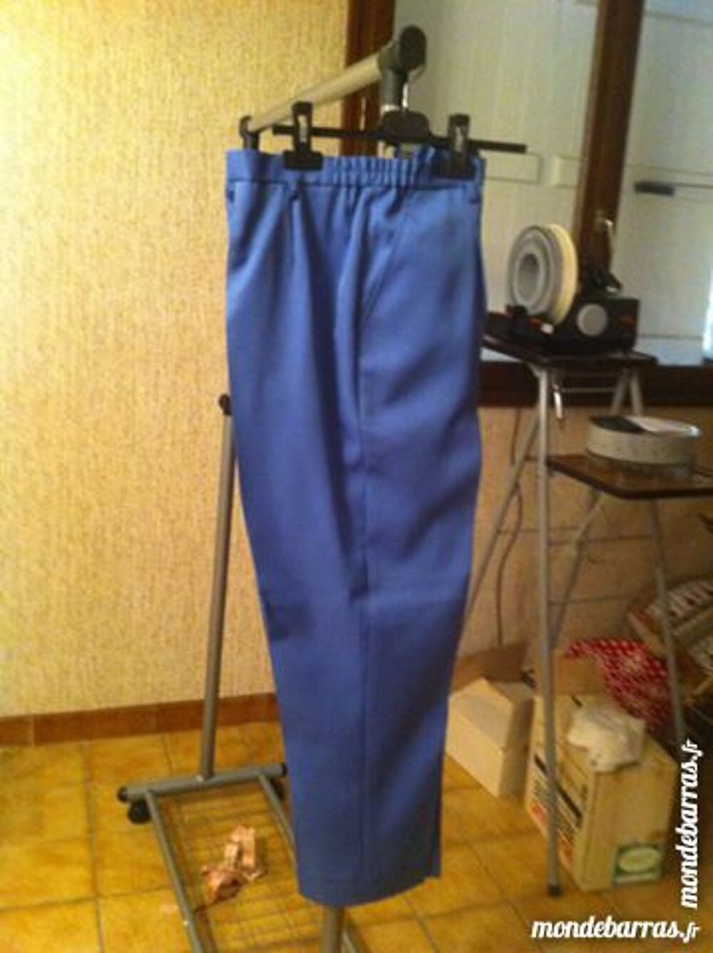 pantalon KARTING (&eacute;tat neuf) V�tements