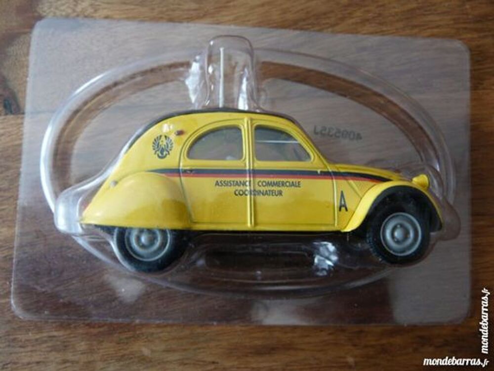 3 MODELES DE 2 CV NOREV Jeux / jouets
