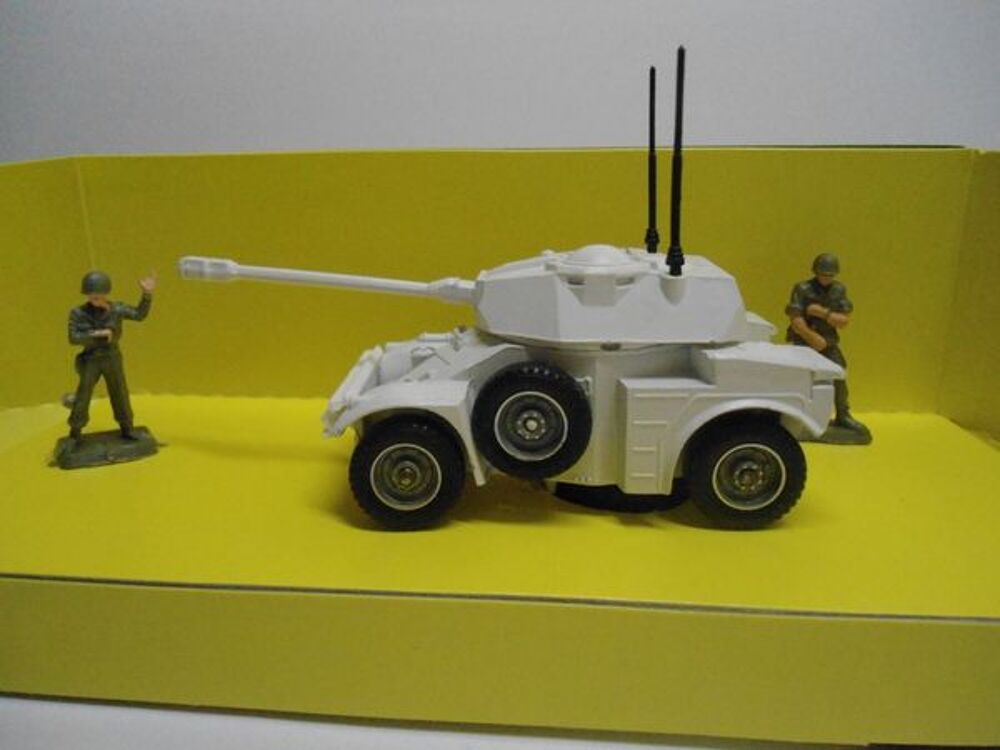 Panhard AML 90 