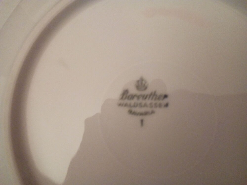 assiette ronde et creuse en porcelaine de Bavi&egrave;re Cuisine