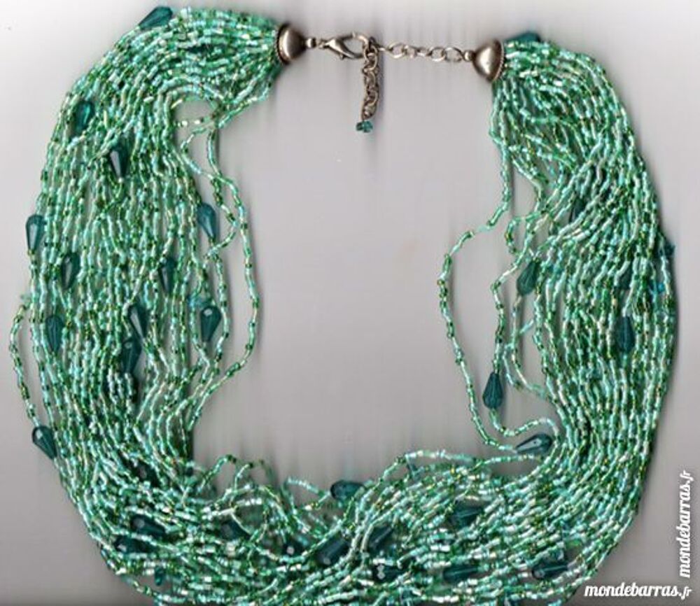 Superbe COLLIER FANTAISIE Bijoux et montres