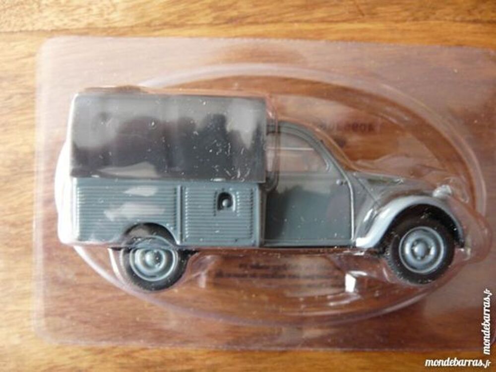 3 MODELES DE 2 CV NOREV Jeux / jouets