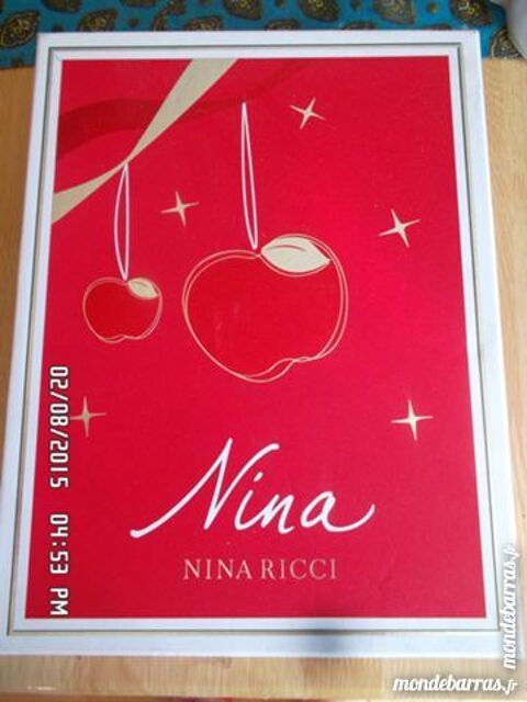 boite NINA RICCI 2 Chambly (60)