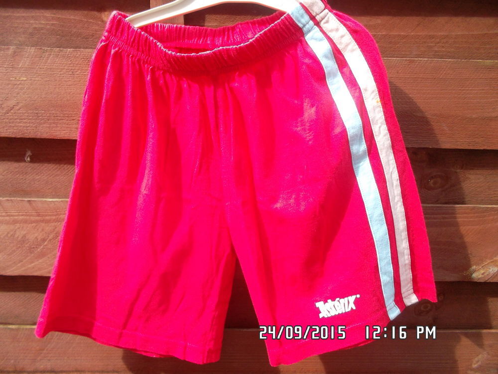 SHORT ROUGE ASTERIX*JUSTE 1E*KIKI60230 Vêtements enfants