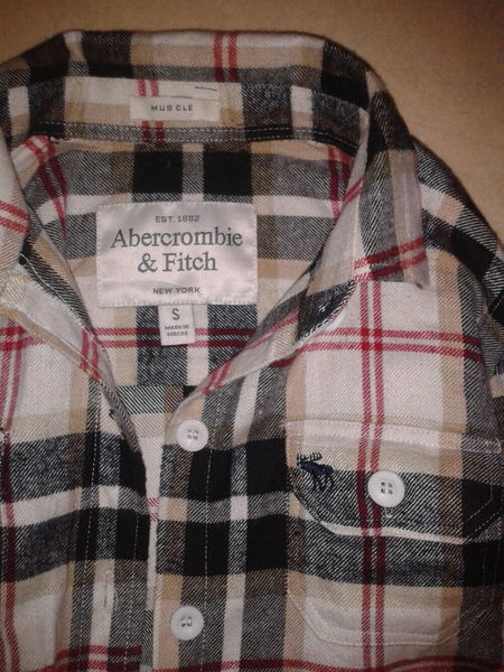 Chemise toute neuve Abercrombie &amp; Fitch Vêtements