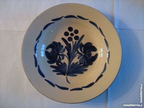 JOLIE ASSIETTE CREUSE 1 Brest (29)