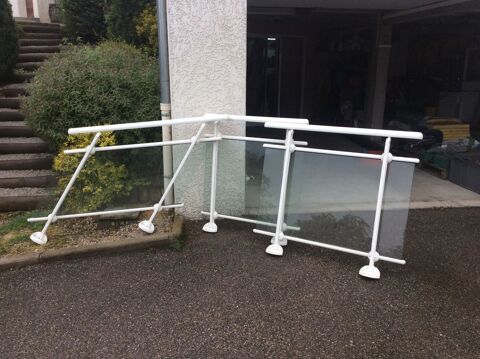 Barri�re d'int�rieur + main courante 0 Fraisses (42)