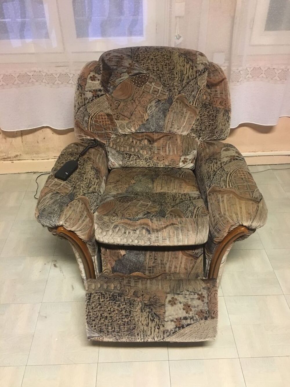 Fauteuil &eacute;lectrique - Style 80 Meubles