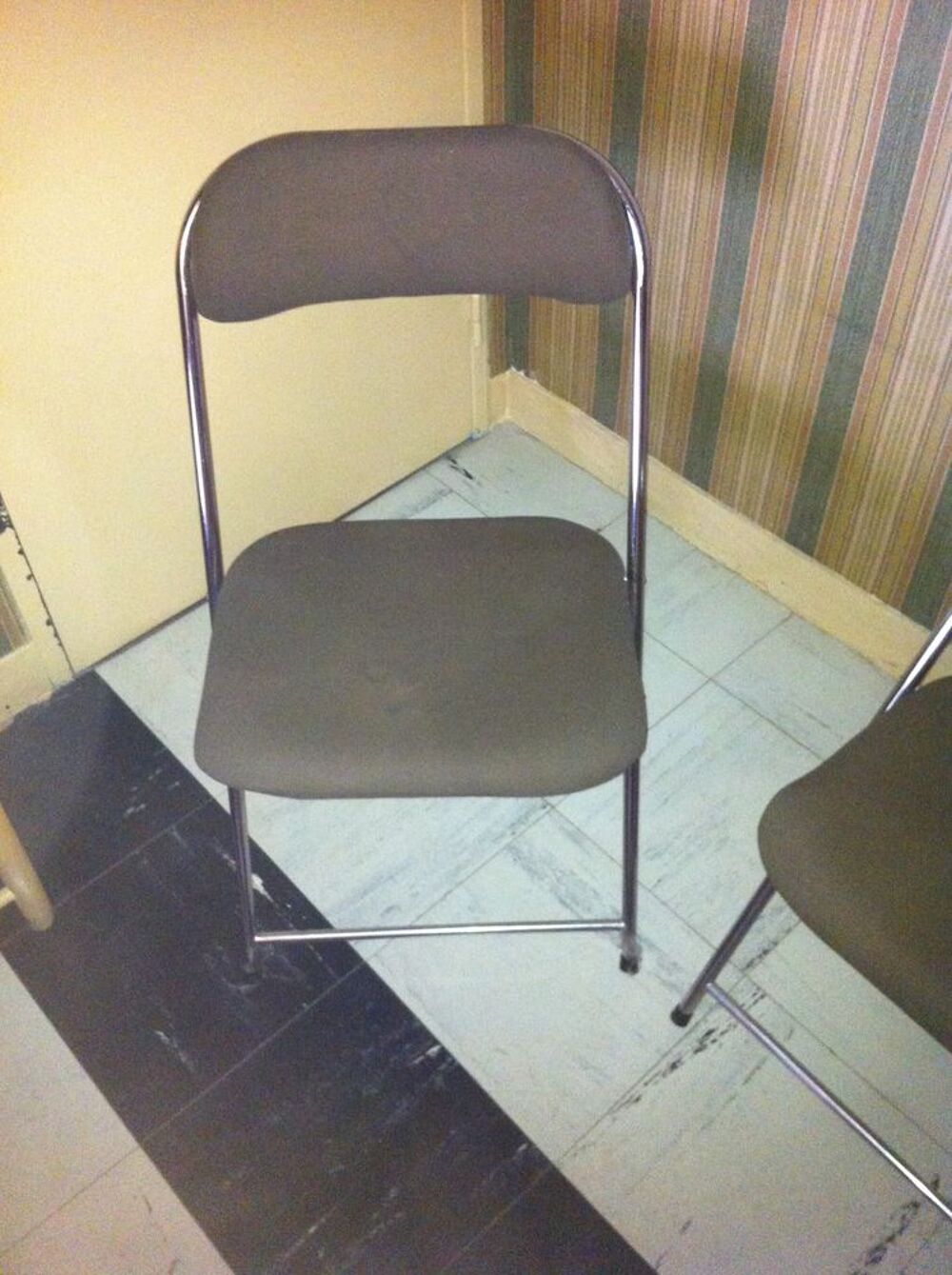 2 chaises pliables moderniste Meubles