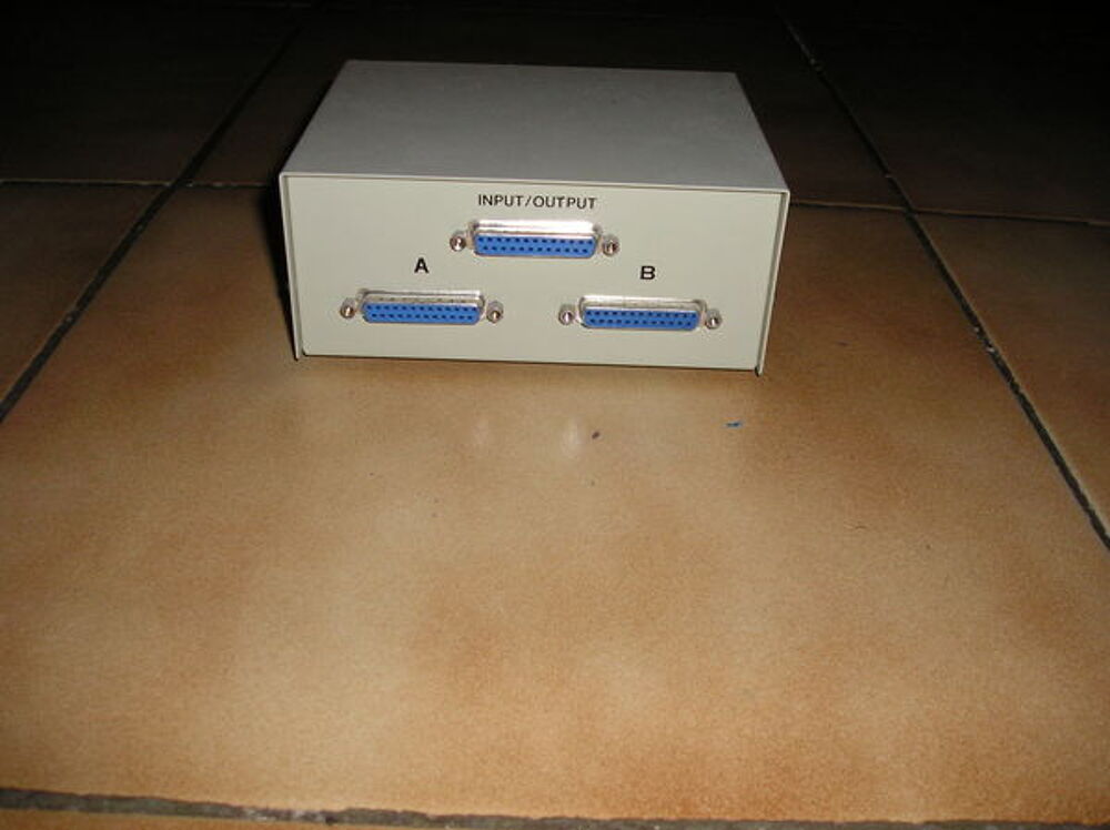 boitier de partage d'imprimantes Matériel informatique