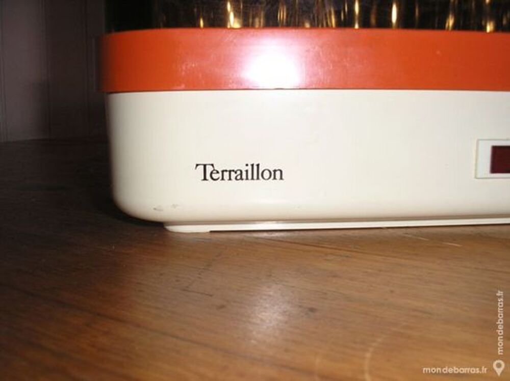 yaourti&eacute;re &laquo;TERRAILLON&raquo; vintage ann&eacute;e 70 Electroménager