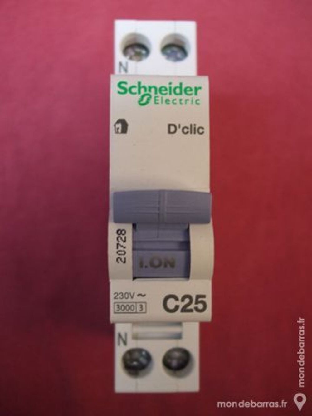 R&eacute;f 20728 DISJONCTEUR D'CLIC SCHNEIDER 1P+N 25A C Bricolage