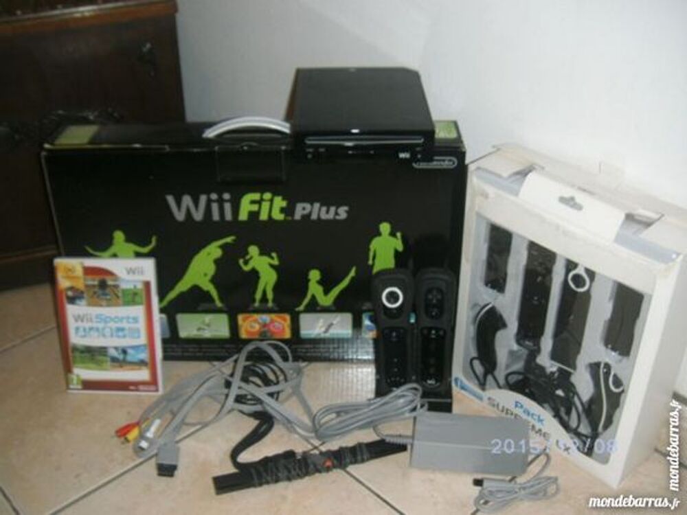 Wii noire Consoles et jeux vidéos