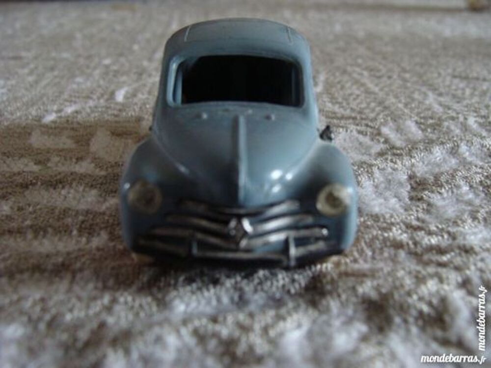 miniature 4CV NOREV 