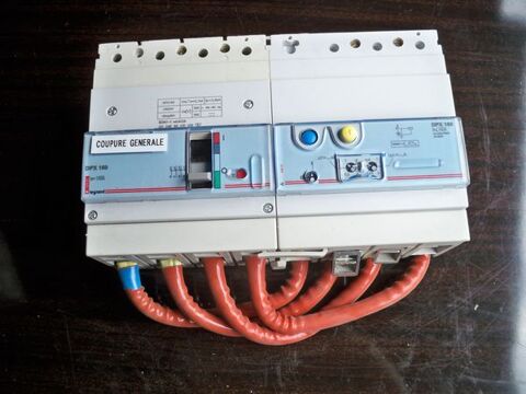 Disjoncteur diffrentiel  4 x 160 amp. diffrentiel rglable 200 trchy (91)