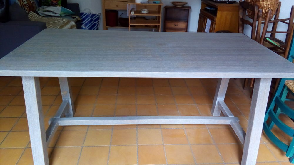 Table de salle &agrave; manger Meubles