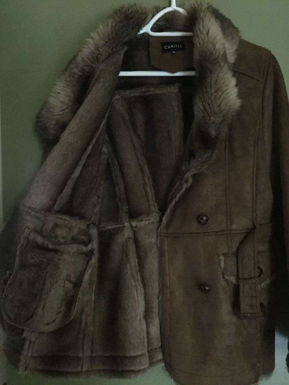 Veste marqu&eacute; Caroll Vêtements