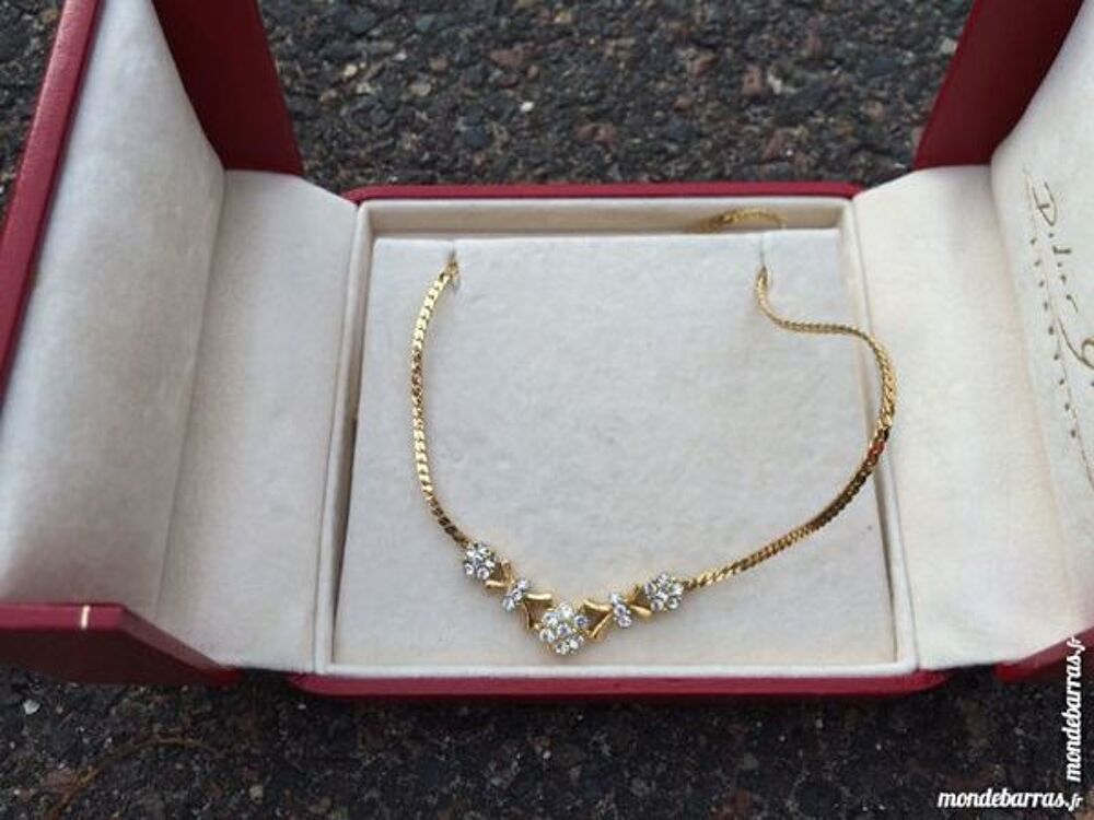 ras du cou Bijoux et montres
