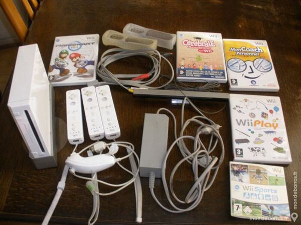 Console WII Consoles et jeux vidéos