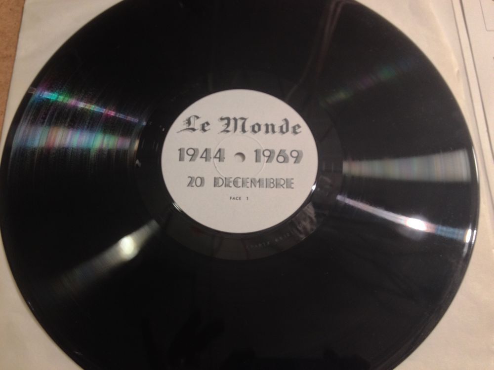 collector Rare Disque vinyle neuf du journal LE MONDE 1969 CD et vinyles