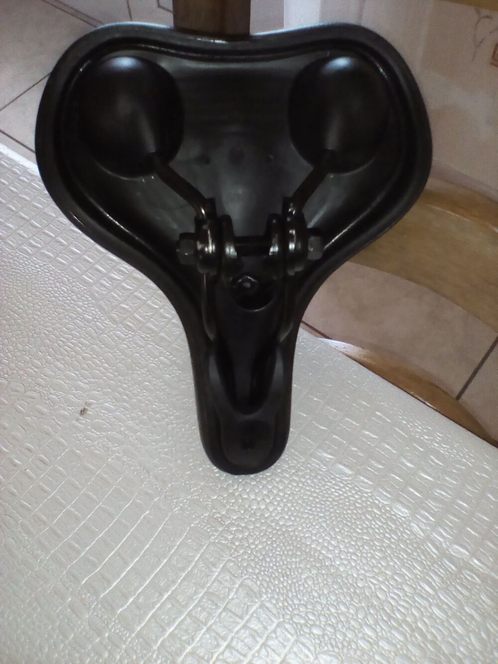 selle de v&eacute;lo d&eacute;cathlon Vélos