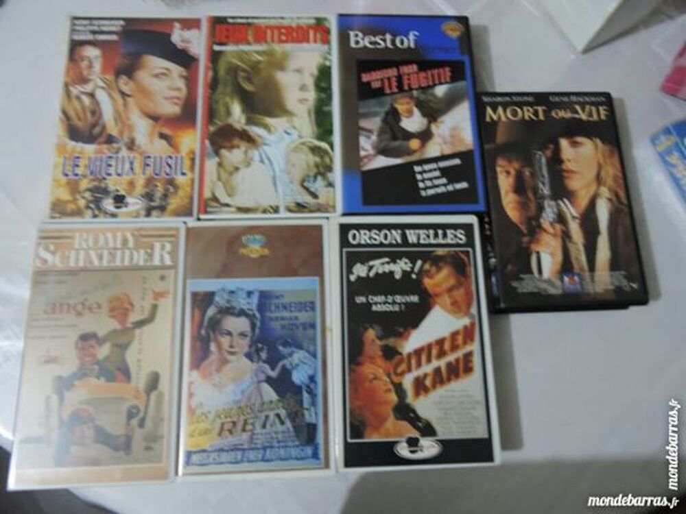 Divers films cassettes VHS DVD et blu-ray
