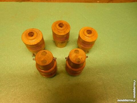 douille voleuse en bois p35 1 Grzieu-la-Varenne (69)